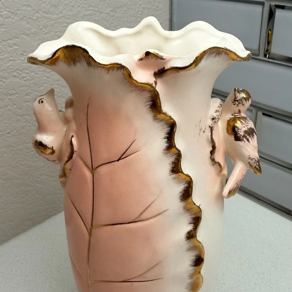 Vintage Pink and Gold Leaf-Detail Porcelain Vase Birds 1950s 1960s Mid-Century